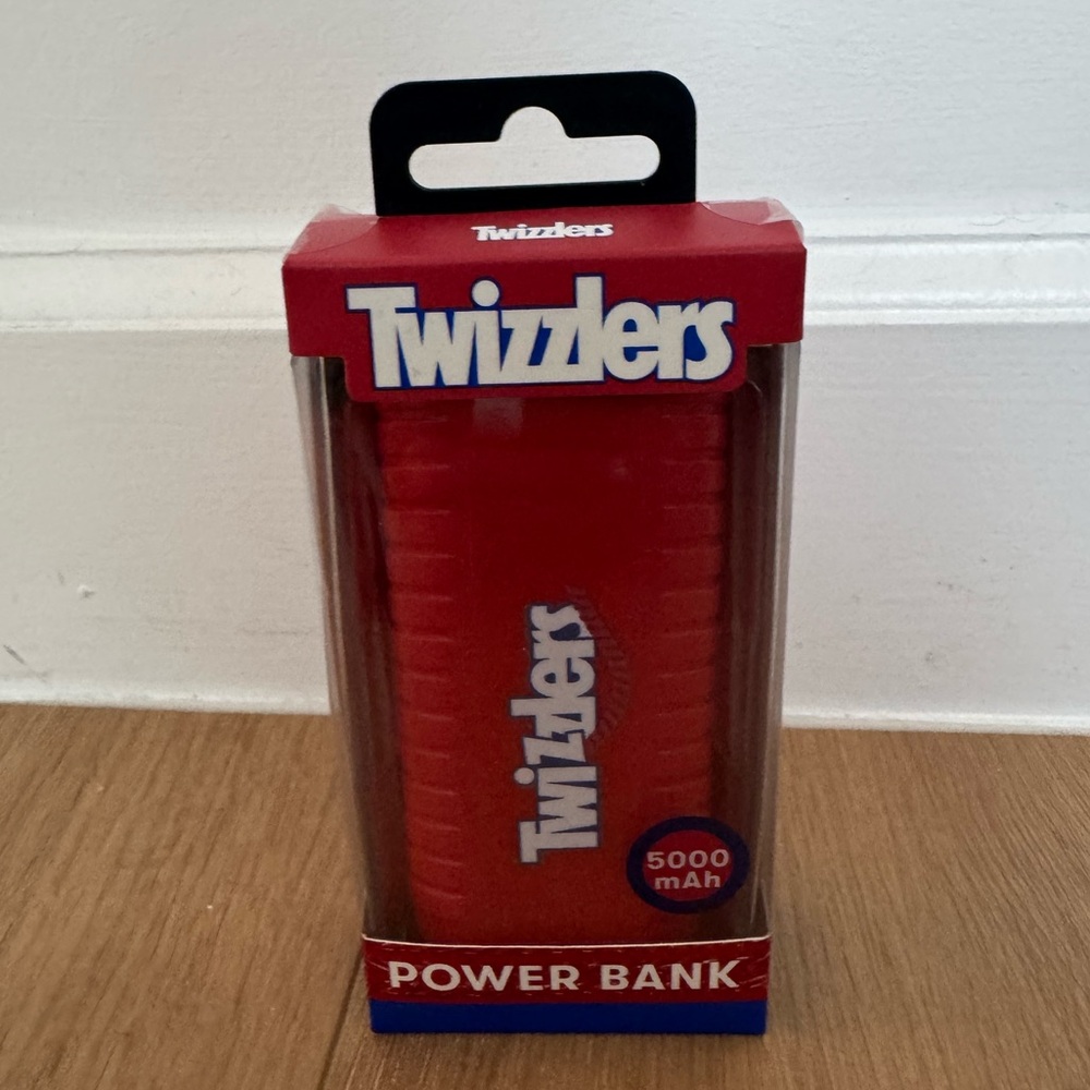 Twizzlers 5000mAh Red Power Bank NIB